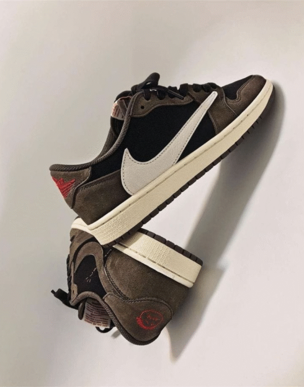 Nike Air Jordan Retro 1 Low Travis Scott X Dark Mocha First Copy